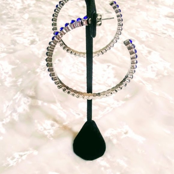 WATCH, BRACELET & HOOP EARRINGS SET*STRADA*BLUE BAND*BLUE AUSTRIAN CRYSTALS. - Picture 10 of 16